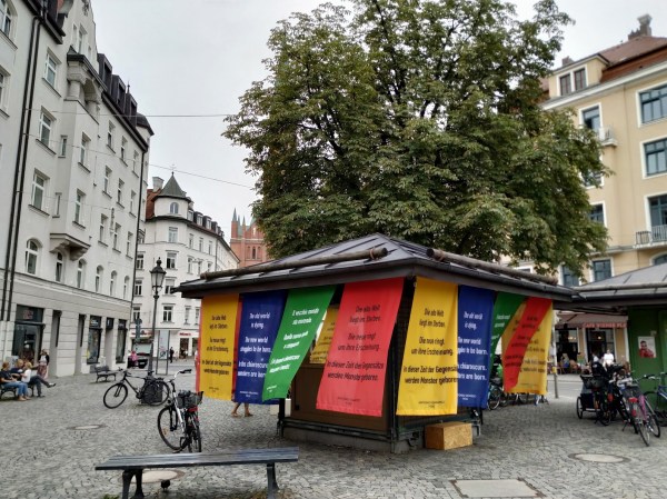 Die alte Welt liegt im Sterben, die neue ist noch nicht geboren: Es ist die Zeit der Monster.